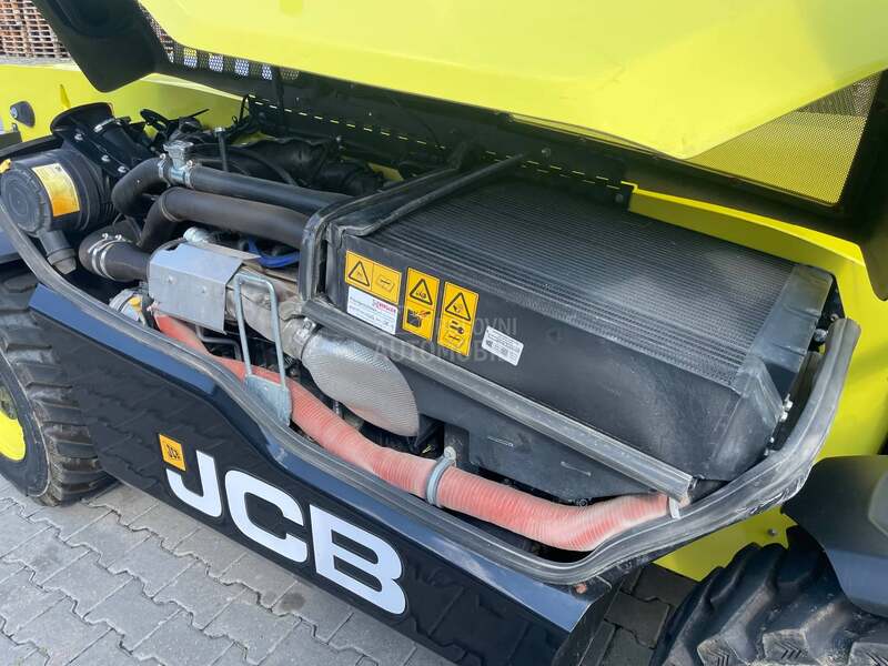 JCB 525 60
