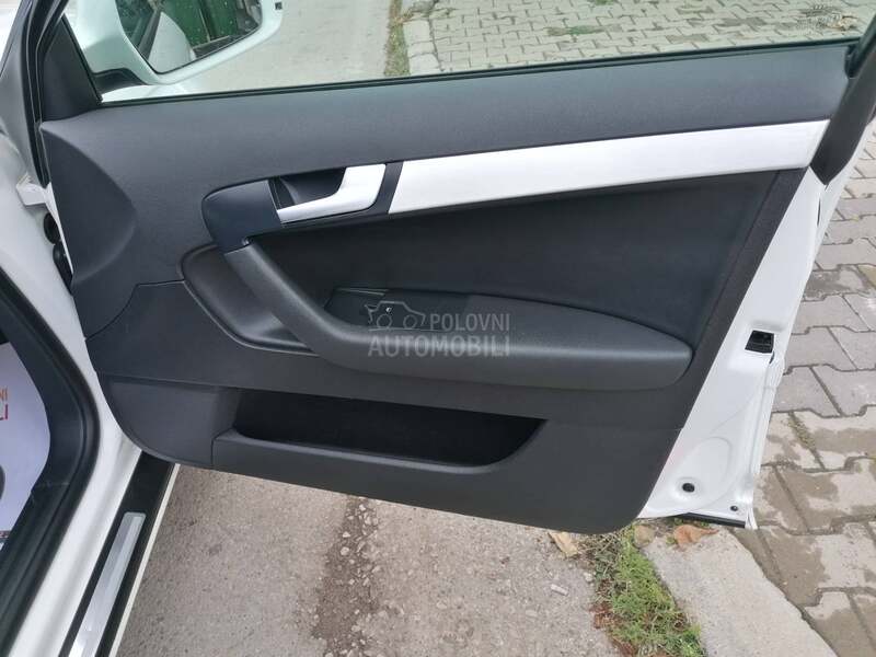 Audi A3 2.0i S-LINE CH