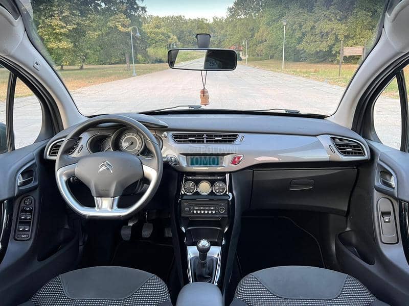 Citroen C3 1.2 EXCLUSIVE 73500 Citroen C3 1.2 EXCLUSIVE 73500