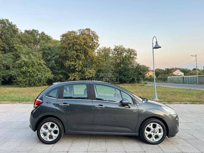 Citroen C3 1.2 EXCLUSIVE 73500 Citroen C3 1.2 EXCLUSIVE 73500