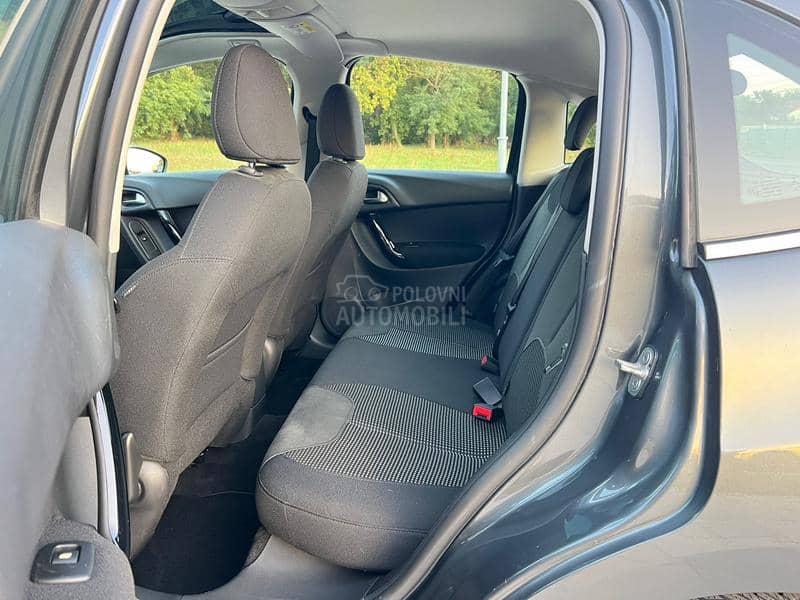 Citroen C3 1.2 EXCLUSIVE 73500 Citroen C3 1.2 EXCLUSIVE 73500