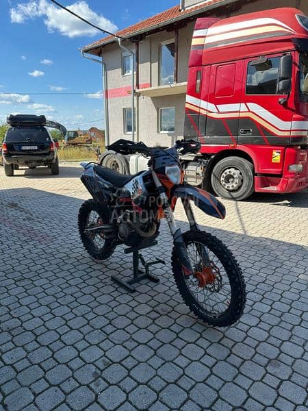 KTM EXC six days