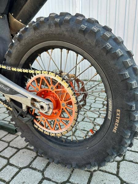 KTM EXC six days