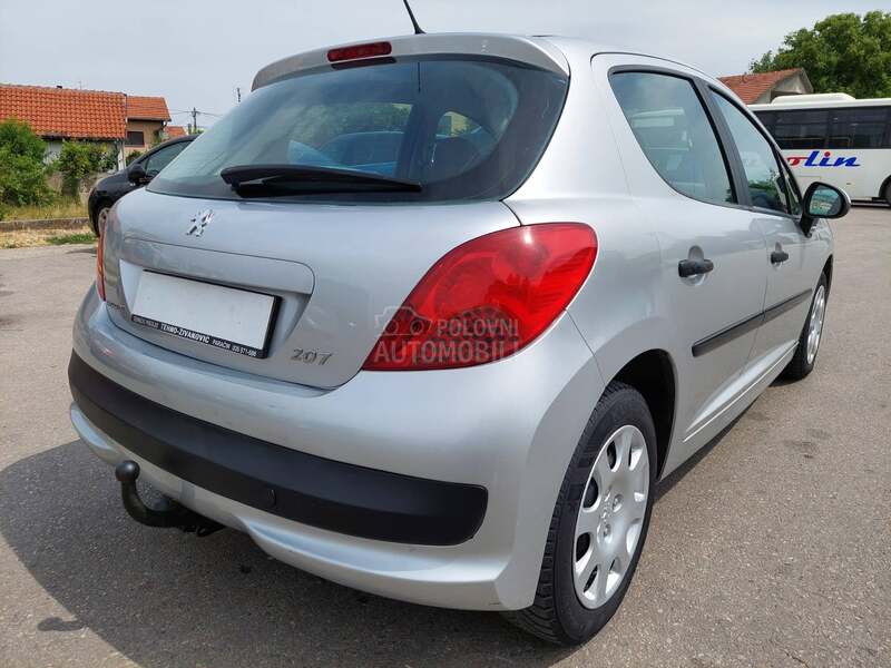 Peugeot 207 1.4 8V 54K.W PEŽO