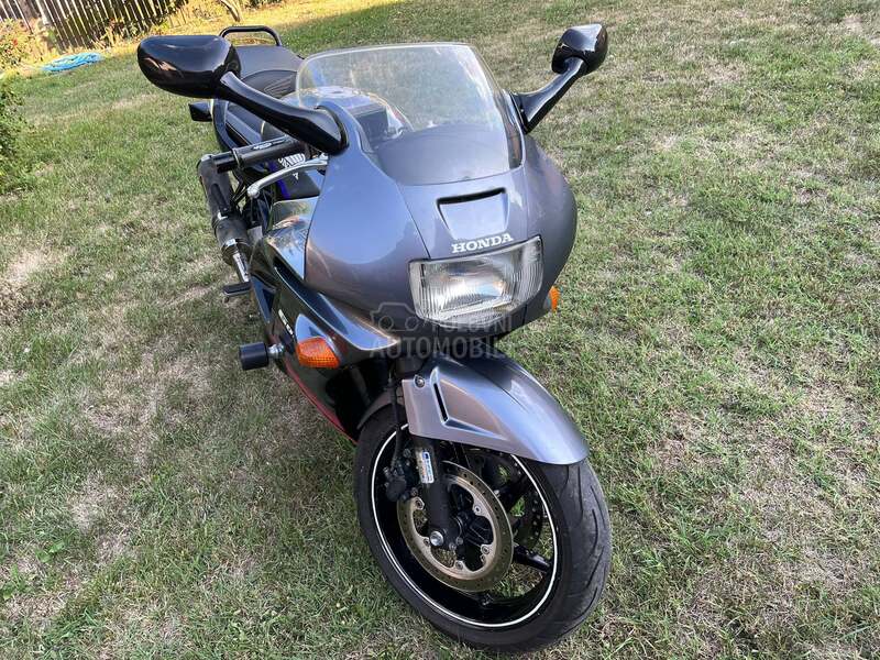 Honda CBR