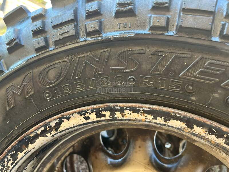 Ostalo 195/80 R15 Sve sezone