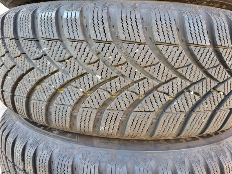 Semperit 185/65 R15 Zimska