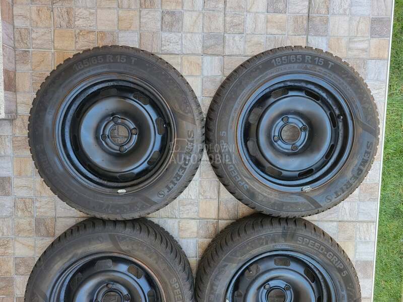 Semperit 185/65 R15 Zimska