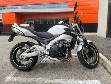 Suzuki GSR600