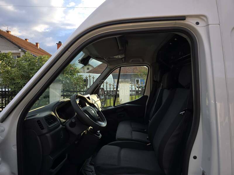 Renault Master maxi