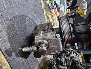 servo pumpa e60 e61 n47 za BMW 520 od 2007. do 2009. god.