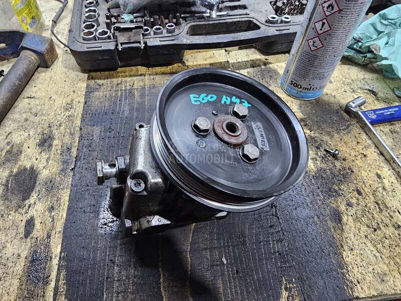 servo pumpa e60 e61 n47