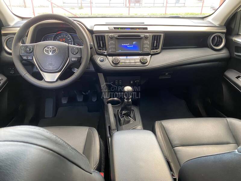 Toyota RAV 4 2.0 4WD