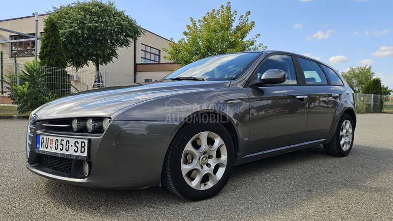 Alfa Romeo 159 JTDM