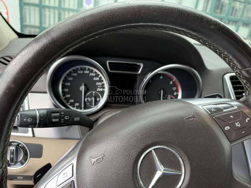 Mercedes Benz ML 350 buetec