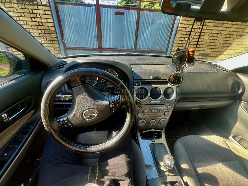 Mazda 6 