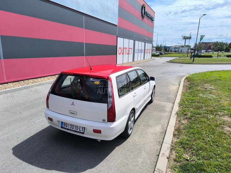 Mitsubishi Lancer 