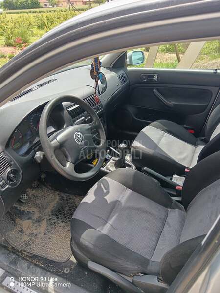 Volkswagen Golf 4 