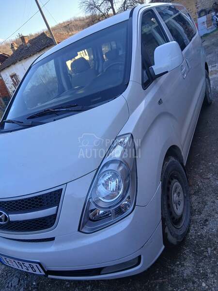 Hyundai H-1 2.5 hdi