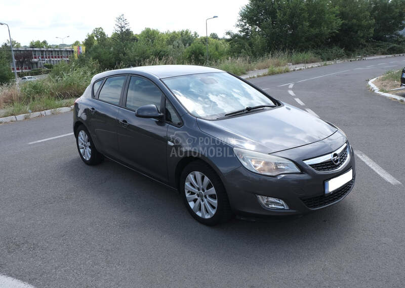 Opel Astra J 1.7 CDTI Enjoy