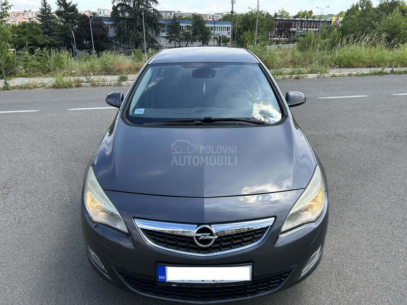Opel Astra J 1.7 CDTI Enjoy