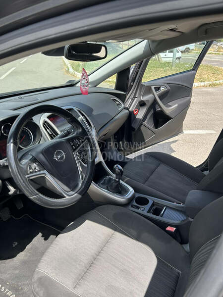 Opel Astra J 1.7 CDTI Enjoy