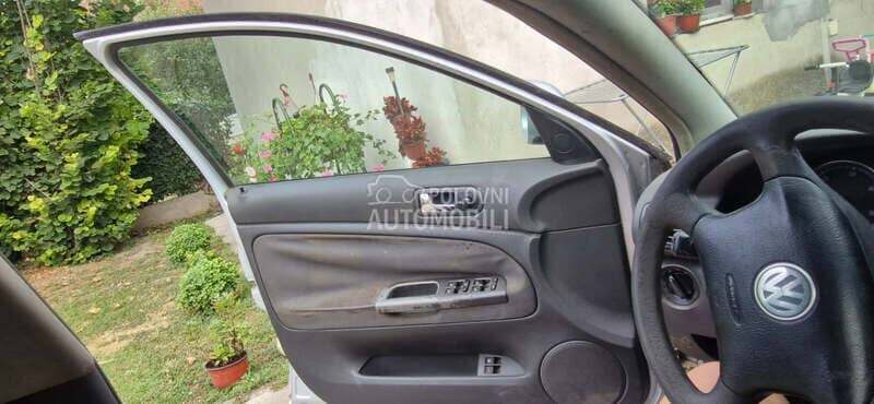 Volkswagen Passat B5.5 1.9