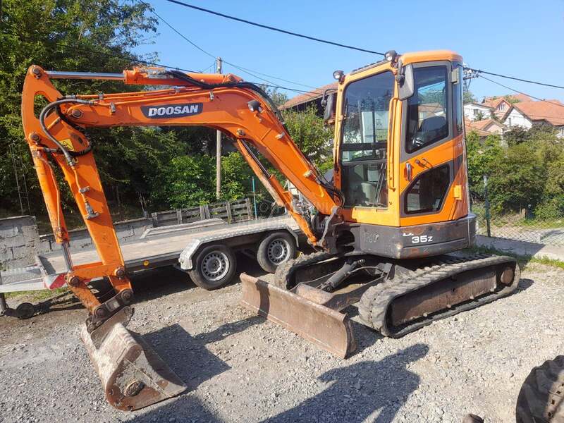 Doosan DX 35Z