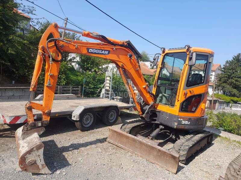 Doosan DX 35Z