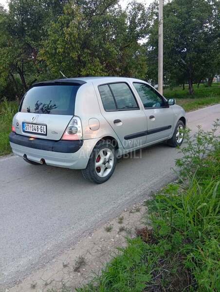 Renault Clio 
