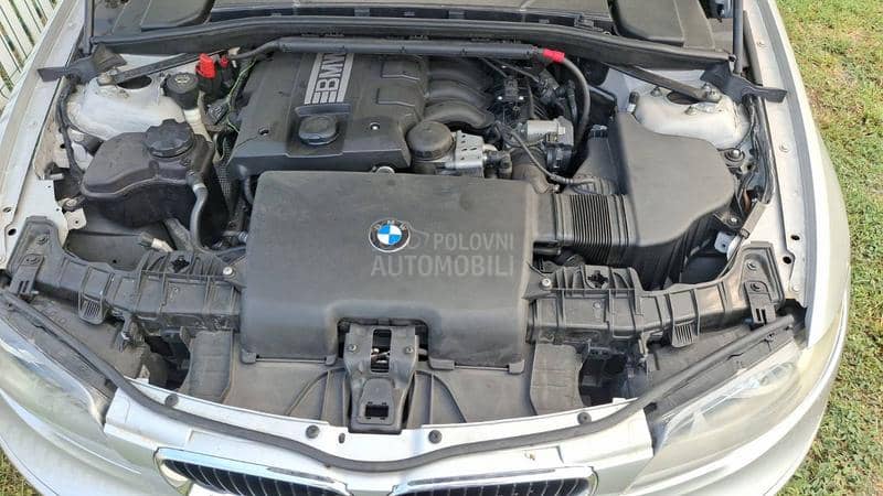BMW 116 E81 2011. god. -  kompletan auto u delovima