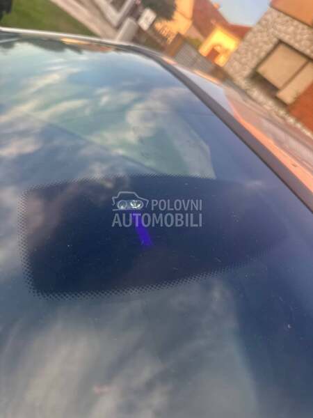 BMW 116 E81 2011. god. -  kompletan auto u delovima