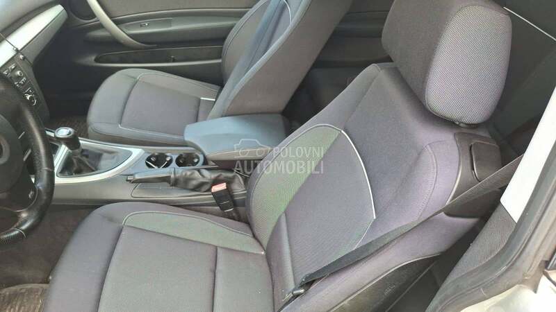 BMW 116 E81 2011. god. -  kompletan auto u delovima
