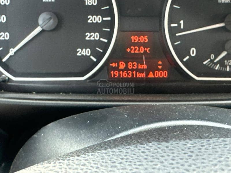 BMW 116 E81 2011. god. -  kompletan auto u delovima