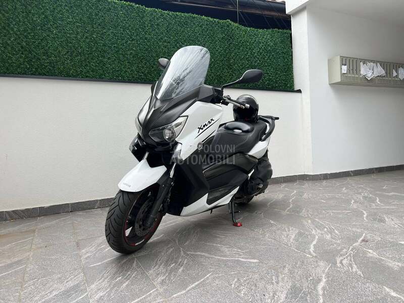 Yamaha X Max 400
