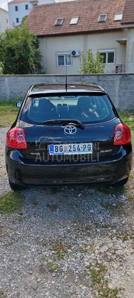 Toyota Auris 1.4 VVT-i