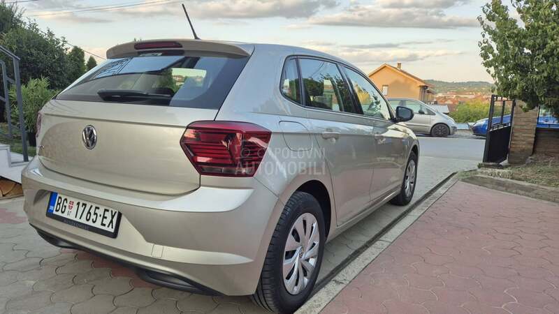 Volkswagen Polo 1.0