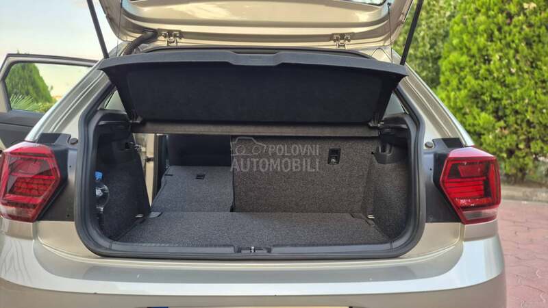 Volkswagen Polo 1.0