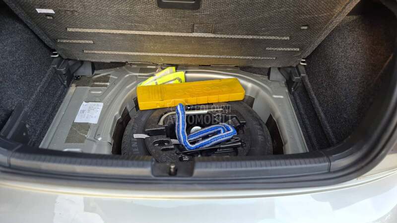 Volkswagen Polo 1.0