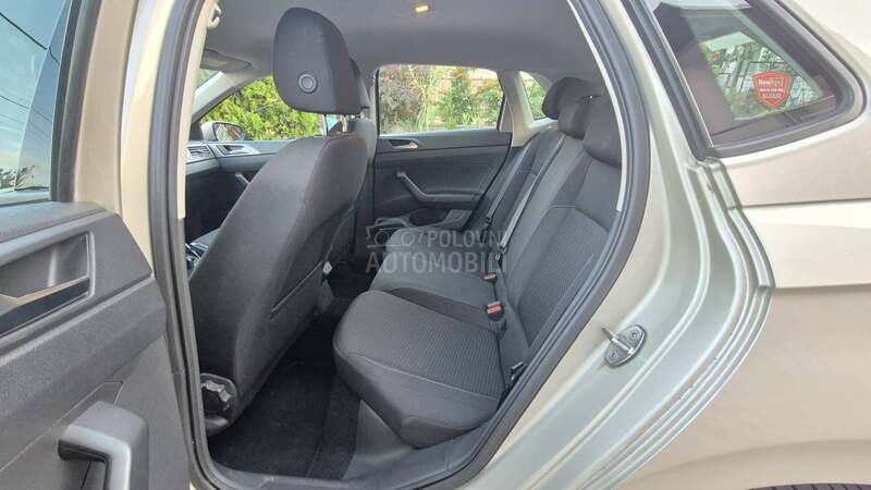 Volkswagen Polo 1.0