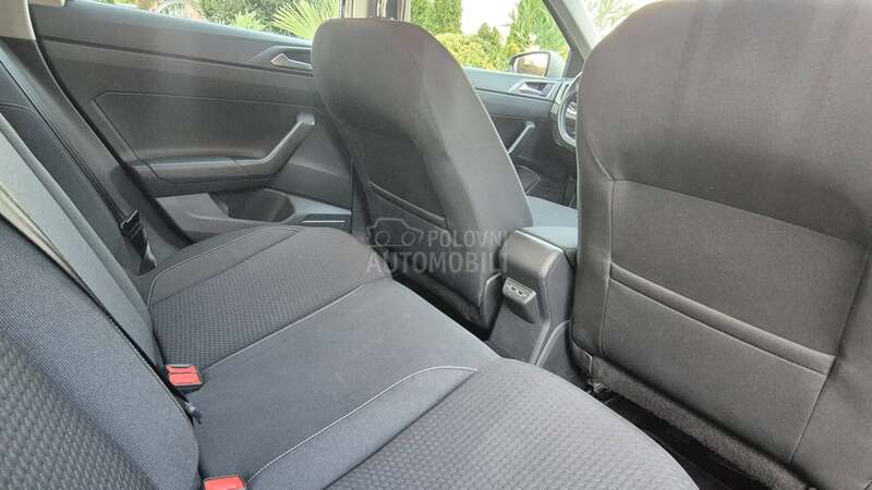 Volkswagen Polo 1.0
