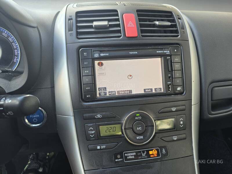 Toyota Auris HYBRID 1.8 AUTOM