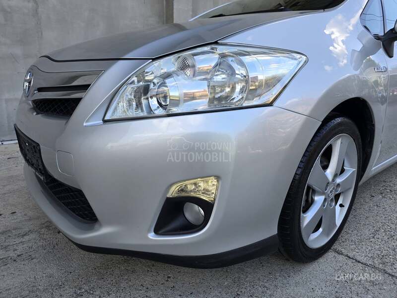 Toyota Auris HYBRID 1.8 AUTOM