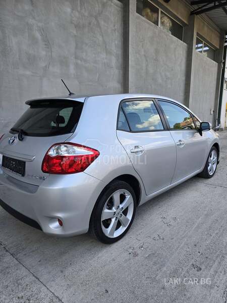 Toyota Auris HYBRID 1.8 AUTOM