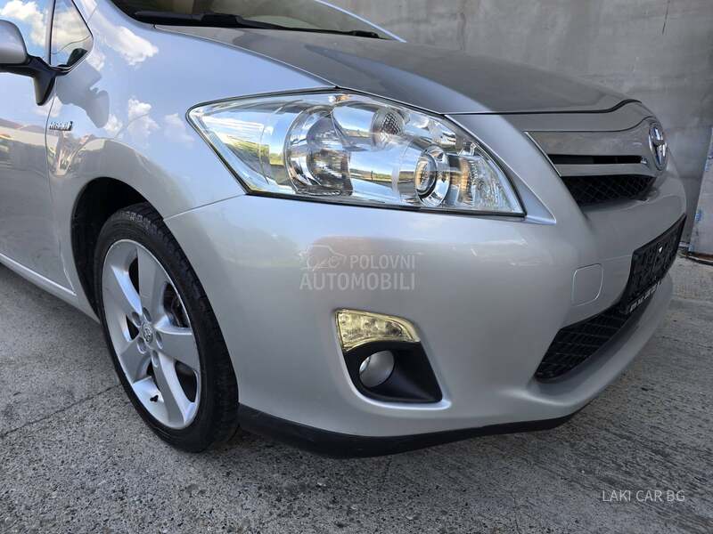 Toyota Auris HYBRID 1.8 AUTOM