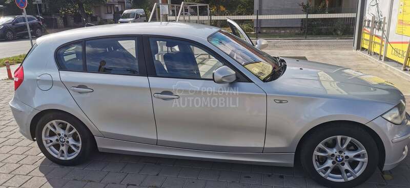 BMW 120 