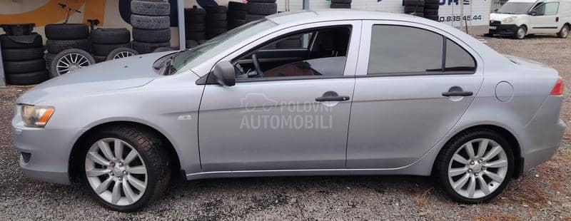 Mitsubishi Lancer N.O.V 100000 k.m.