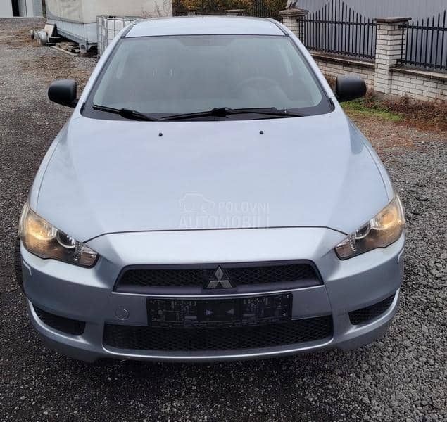 Mitsubishi Lancer N.O.V 100000 k.m.
