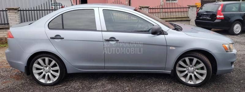 Mitsubishi Lancer N.O.V 100000 k.m.