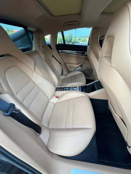 Porsche Panamera 4e hybrid